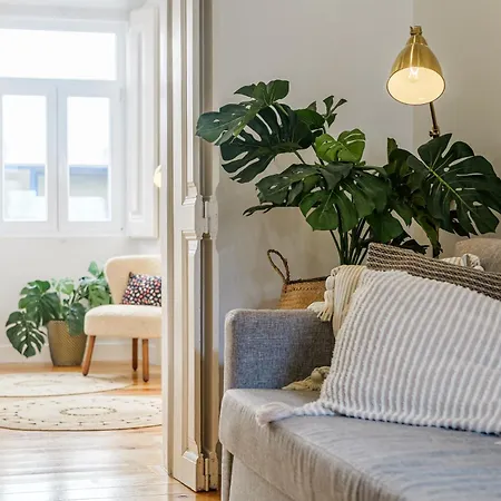 Bright & Stylish In Lx Factory Apartment Lissabon